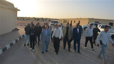 تفاصيل الجولة التفقدية لمحافظ الوادي الجديد بمركز الفرافرة