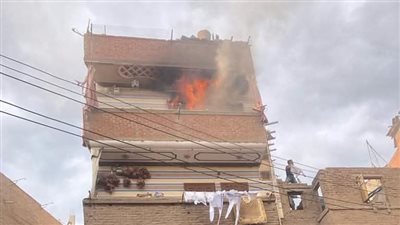 حريق هائل يلتهم شقة سكنية بالمحلة الكبرى بسبب ماس كهربائي