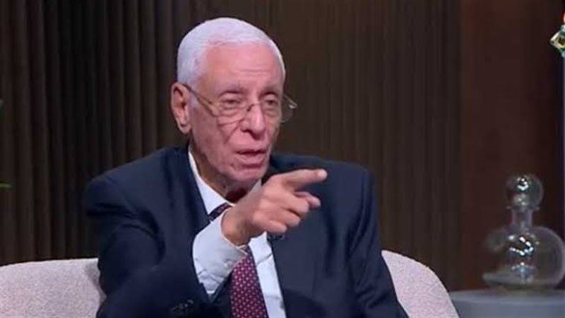 الدكتور حسام موافي، أستاذ طب الحالات الحرجة،
