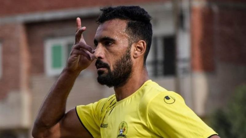 محمد شيكا لاعب كهرباء الإسماعيلية 