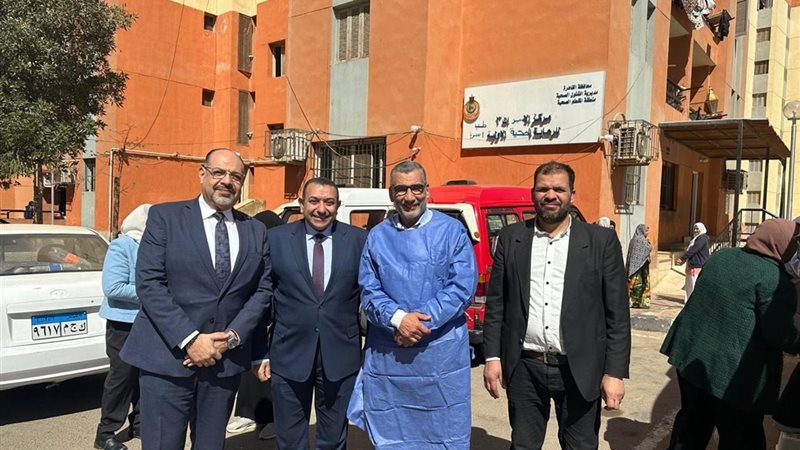 قافلة متخصصة لخدمات طب الأسنان في الأسمرات