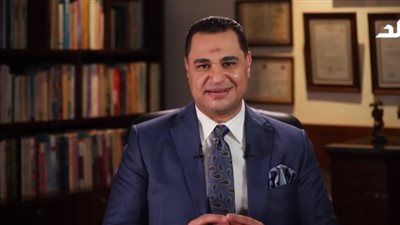 لو بتواجه ضغوط نفسية أو أسرية.. أحمد هارون يكشف الحل