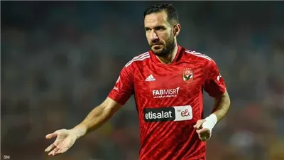 هل يظهر علي معلول في الشوط الثاني ليسجل أول مشاركة له مع الأهلي بعد 300 يوما؟