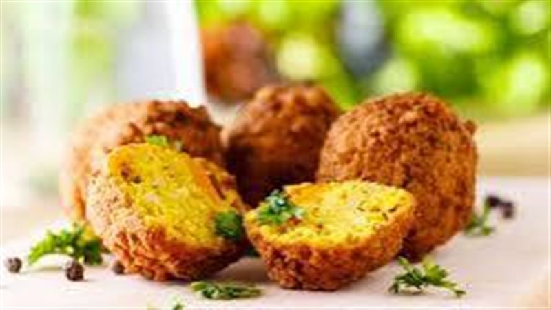طريقة عمل الطعمية المحشية بالجبنة 
