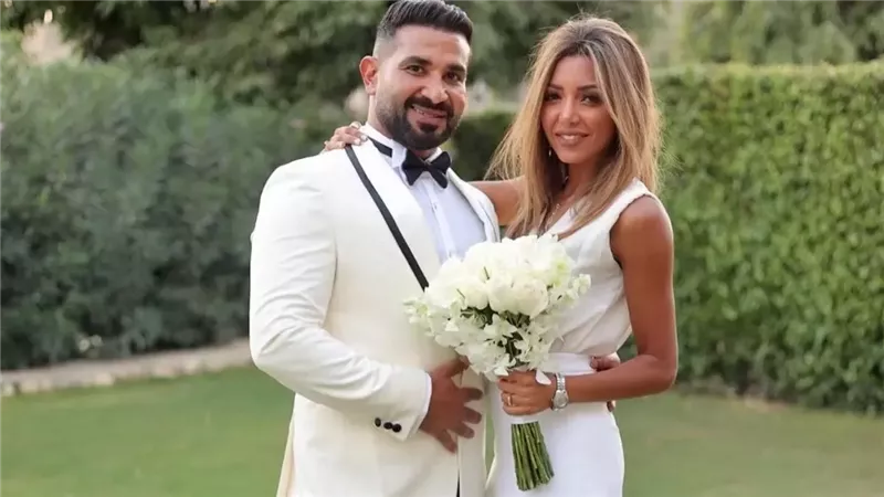 أحمد سعد وزوجته