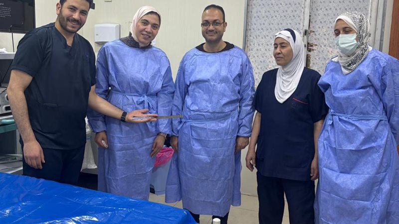 طوله 7 سم .. استخراج مسمار من بطن طفل بمستشفى الوراق