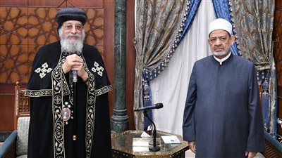 البابا تواضروس الثاني يهنئ شيخ الأزهر بعيد الفطر المبارك