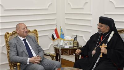 محافظ القاهرة يستقبل بطريرك الإسكندرية والوفد المرافق له للتهنئة بعيد الفطر