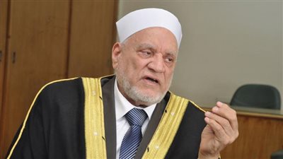 طهرة للصائم من اللغو والرفث.. أحمد عمر هاشم يوضح الحكمة من زكاة الفطر| فيديو