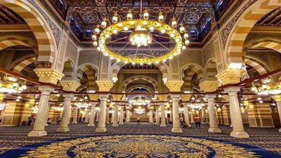 إمام مسجد السيدة زينب: لا ينبغي إضاعة لحظة خلال رمضان في غير طاعة الله