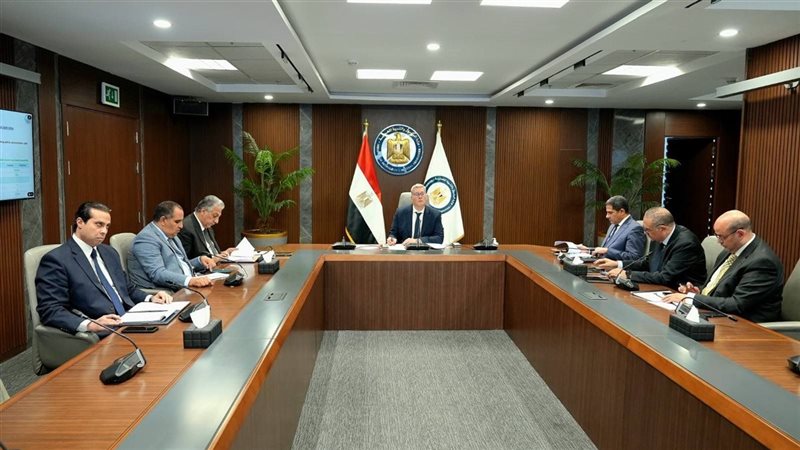 وزير البترول