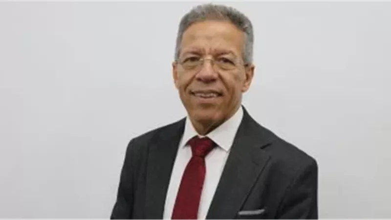 نقيب الاطباء 