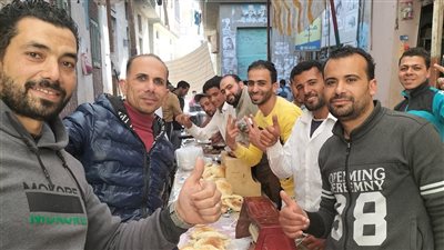 على غرار المطرية.. شاهد أكبر مائدة إفطار جماعي في دمياط