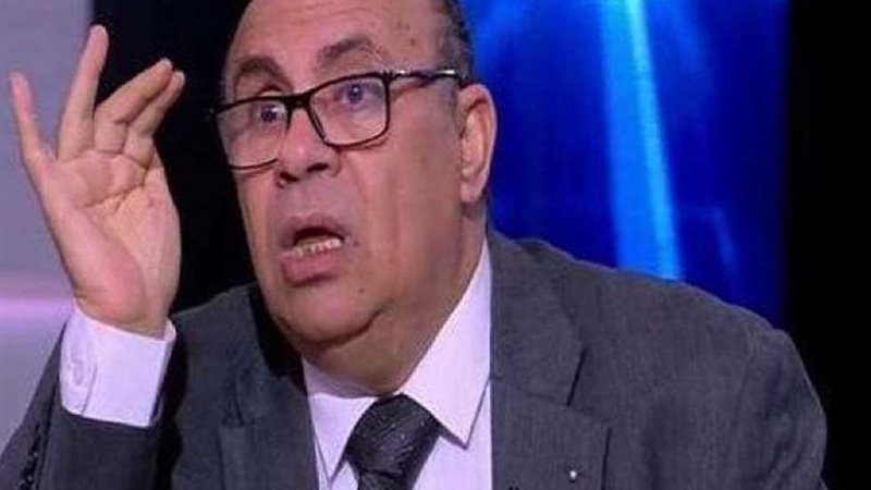 الدكتور مبروك عطية 