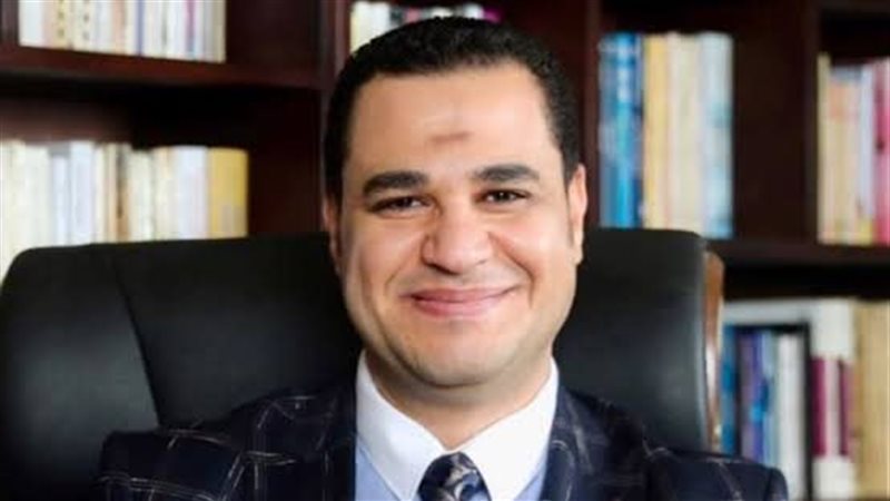 الدكتور أحمد هارون، استشاري العلاج النفسي
