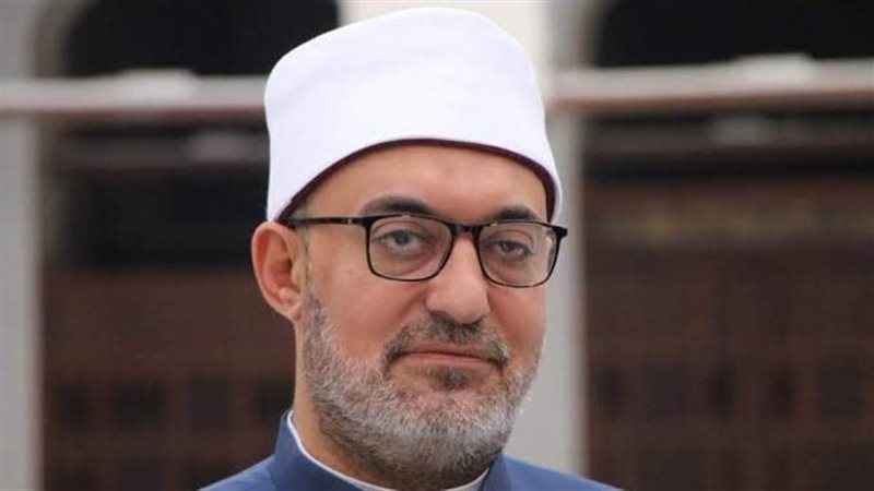الدكتور نظير عياد