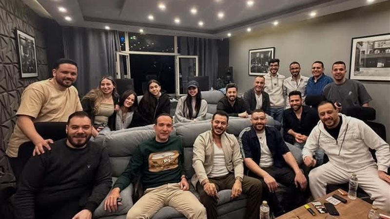 مصطفى شعبان وطاقم عمل حكيم باشا