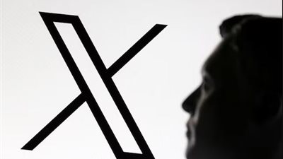 إيلون ماسك يعلن استحواذ شركة xAI على تويتر في صفقة ضخمة