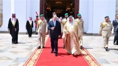 الرئيس السيسى يتلقى اتصالا هاتفيا من ملك البحرين للتهنئة بعيد الفطر المبارك