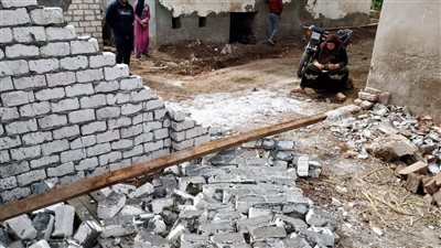 محافظ كفر الشيخ يتابع جهود إزالة التعديات على الأراضي الزراعية وأملاك الدولة