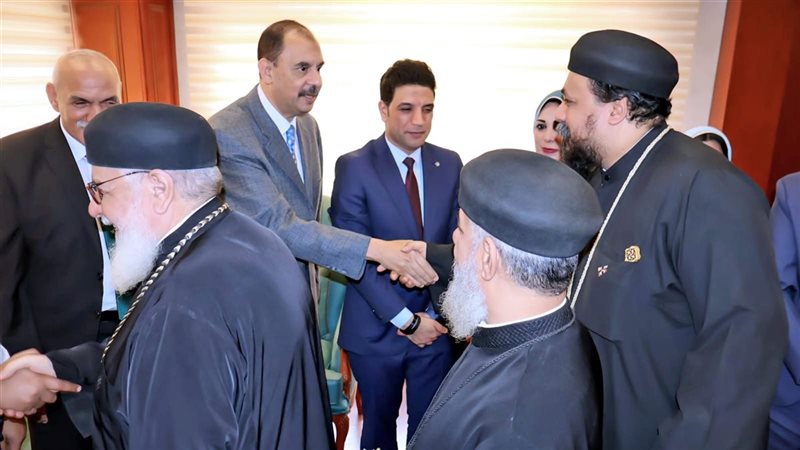 الدكتور عبد الفتاح سراج محافظ سوهاج