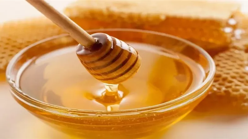 العسل الطبيعي