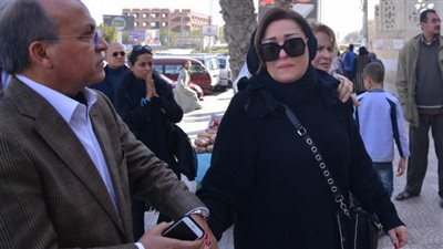 رحيل شقيق الفنانة نهال عنبر في أمريكا وصلاة الغائب عليه مساء اليوم في مصر