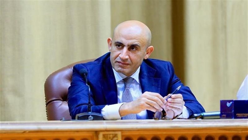 وزير التربية والتعليم 