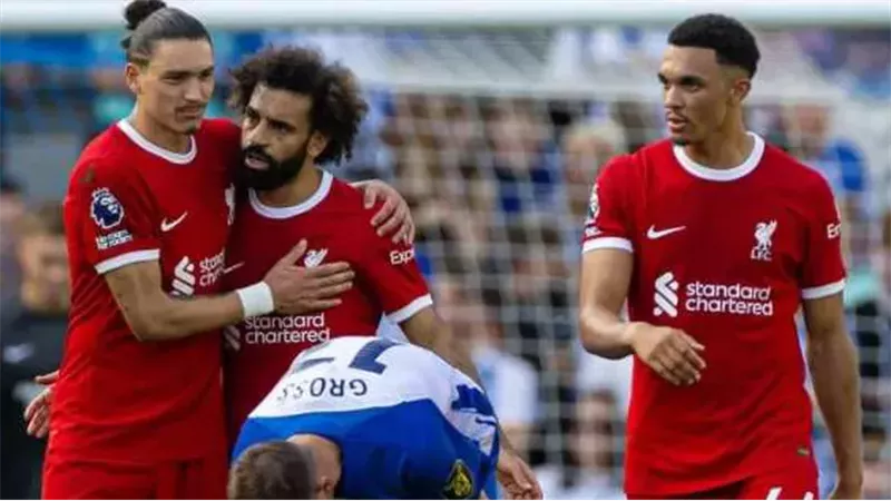 لاعبي ليفربول
