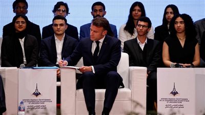 ماكرون خلال زيارته لجامعة القاهرة: مصر الأولى بأفريقيا والشرق الأوسط بالبرامج الدراسية