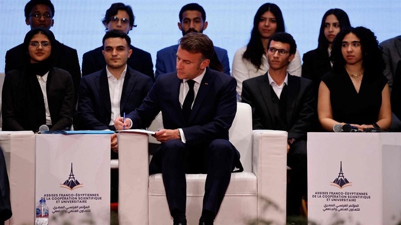 الرئيس الفرنسي إيمانويل ماكرون 