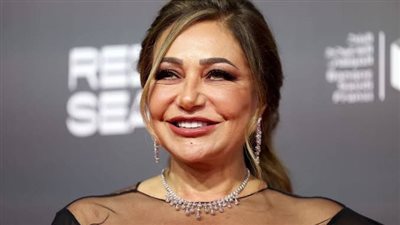 ليلى علوي تعتذر لجمهورها عن نشرها خبر وفاة الفريق أحمد شفيق