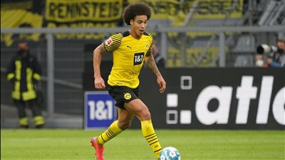 كريم أديمي يقود تشكيل بروسيا دورتموند لمواجهة برشلونة