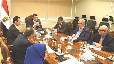 وزير الإسكان يتابع الموقف التنفيذي لمشروعات إحياء القاهرة الخديوية