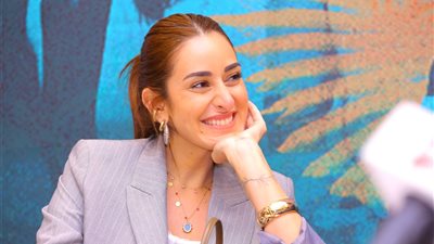رغم التكتم.. أمينة خليل تتصدر الترند بعد ليلة الحنة (صورة)