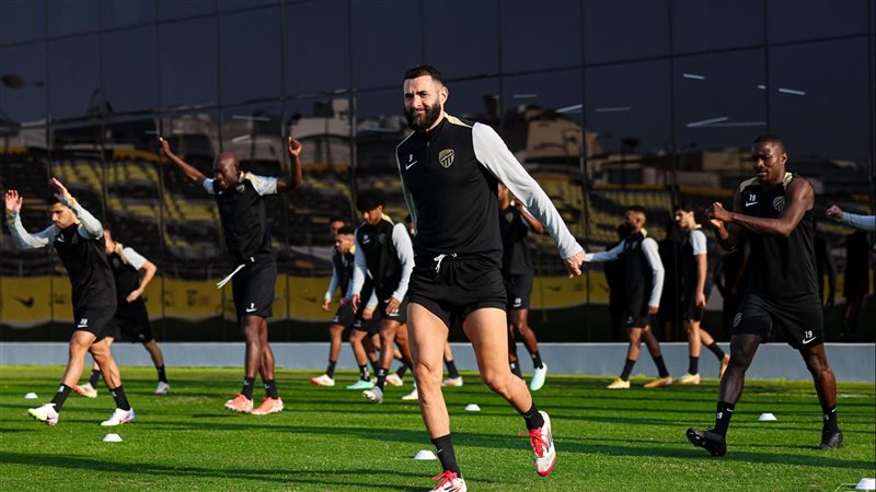 كريم بنزيما مع تدريبات الاتحاد السعودي 
