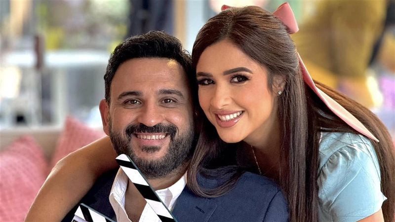 أكرم حسني وياسمين عبد العزيز