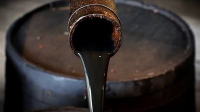 لماذا رفعت لجنة التسعير سعر المحروقات رغم انخفاض أسعار النفط عالميا؟