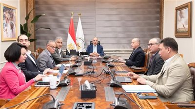 وزير الري يتابع حالة محطات رفع المياه وخطة العمل خلال المرحلة الحالية والقادمة