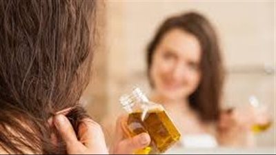 طريقة عمل حمام الزيت لشعر صحي وناعم
