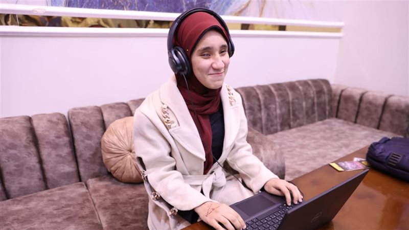 الطالبة سوريا أشرف عبد النبى