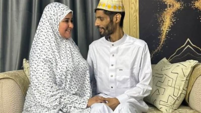 شيكا وزوجته