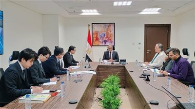 نائب وزير الإسكان يستقبل وفدا من اليابان لبحث فرص الاستثمار  