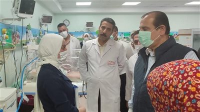 زيارة مفاجئة لنائب وزير الصحة لعددٍ من المستشفيات ومنشآت الرعاية بالبحيرة