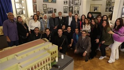 القومي للمسرح والموسيقى والفنون الشعبية يحتفل باليوم العالمي للفن (صور)