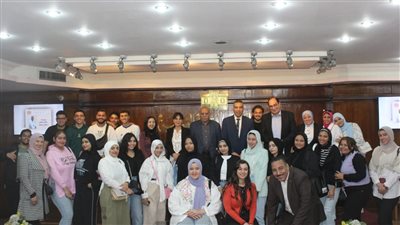 دار الكتب والوثائق القومية تحتفل بنجيب محفوظ.. تفاصيل