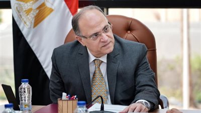 رئيس هيئة الدواء: حريصون على تعزيز الصناعات المحلية وتوطين المستلزمات الطبية