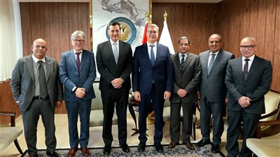 وزير البترول يناقش مع «انرجين اليونانية» تسريع العمل لإنتاج الغاز  بالمتوسط