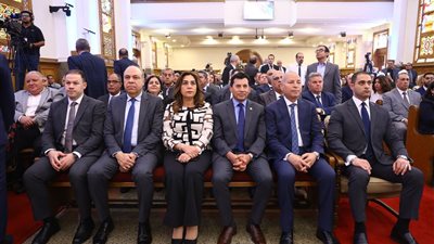 «وزيرة التنمية المحلية» تشارك باحتفالية الطائفة الإنجيلية بعيد القيامة المجيد