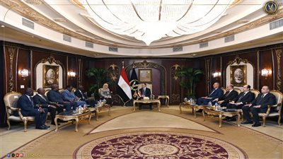وزير الداخلية يستقبل المفتش العام للشرطة بأوغندا